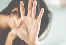 பாலியல் தொல்லை: டிசிஎஸ் பெண் ஊழியர் புகார்