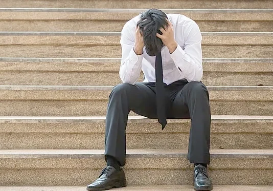 பிரிட்டனில் பட்டப்படிப்புக்காக ரூ.1 கோடி செலவு செய்ததாக எகிப்து இளைஞர் வேதனை