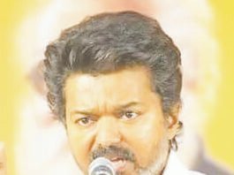 விஜய் திடீர் முடிவு