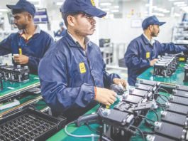 இந்திய மின்னணு சாதன தயாரிப்பு கனவுக்கு சீனா முட்டுக்கட்டை