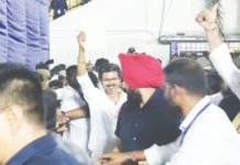 படிப்பை பாதியில் விட்ட லயோலா கல்லூரியிலேயே வெற்றிச் சான்றிதழ் பெற்ற விஜய்