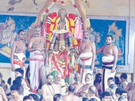 திருவல்லிக்கேணி பார்த்தசாரதி கோயிலில் கருட சேவை உற்சவம்
