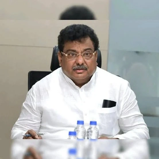 கர்நாடக அமைச்சர்கள் இலாகா விவகாரம் எம்.பி. பாட்டீல் விளக்கம்