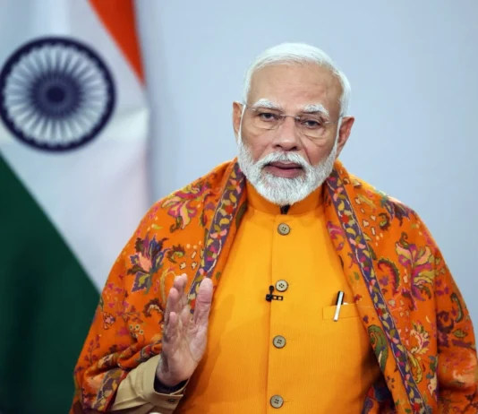 நேரு சாதனை முறியடித்த மோடி