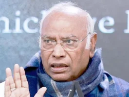 மாணவர்களை பாகிஸ்தானியர்கள் என்று கூறியதற்கு கார்கே கண்டனம்