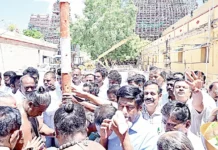 கும்பாபிஷேகம் – மதுரை மீனாட்சி அம்மன் கோயிலில் முகூர்த்தக்கால் நடும் விழா