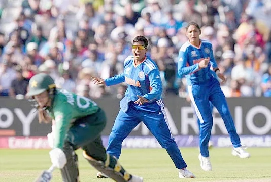 பாகிஸ்தானை வீழ்த்தியது இந்தியா