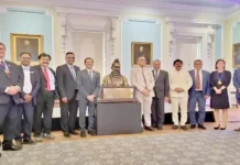ஸ்காட்லாந்தில் அறுவை சிகிச்சை தந்தை சுஸ்ருதர் சிலை திறப்பு