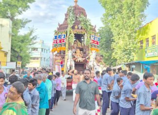 பெரியாழ்வார் ஆனி சுவாதி உற்சவ செப்புத் தேரோட்டம் கோலாகலம்