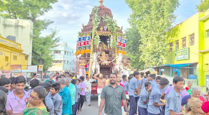 பெரியாழ்வார் ஆனி சுவாதி உற்சவ செப்புத் தேரோட்டம் கோலாகலம்