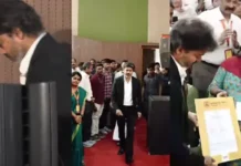 கர்ப்பிணிக்கு மேடையில் இருந்து இறங்கிபணி நியமன ஆணை வழங்கிய முதல்வர் விஜய்