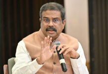 தர்மேந்திர பிரதான் ராஜினாமா – சிஜேபி கொண்டாட்டம்