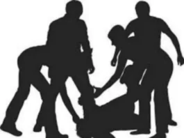பெண்ணிடம் சில்மிஷம் -போலீஸ்காரர் மீது தாக்குதல்