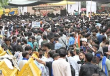 மத்திய அரசுக்கு கரப்பான்பூச்சி ஜனதா கட்சி எச்சரிக்கை