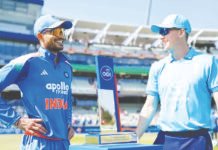 இங்கிலாந்துடன் மோதல்: தொடரை வெல்லும் முனைப்பில் இந்திய அணி