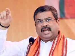 “மாணவர்களை பயன்படுத்தும் காங்கிரஸ்” – தர்மேந்திர பிரதான் காட்டம்