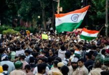 தர்மேந்திர பிரதான் ராஜினாமா செய்ய தொடரும் போராட்டம் – டெல்லியில் பதட்டம்