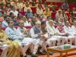 டில்லியில் பிரதமர் மோடி தலைமையில் தேஜ கூட்டணி எம்பிக்கள் ஆலோசனை
