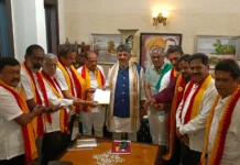 முதல்வரை சந்தித்து மனு