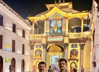 கர்நாடகத்தை சேர்ந்த 2 பேர் மீட்பு