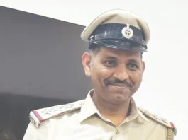 போபால் அருகே கோர விபத்து: பெங்களூர் போலீஸ் அதிகாரி பலி