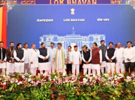 19 புதிய அமைச்சர்கள் பதவி ஏற்றனர்
