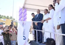 விழிஞ்ஞம் துறைமுகத்தில் ஏற்றுமதி பணிகள் தொடக்கம்