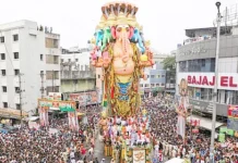 ஹைதராபாத்தில் விநாயகர் சிலைகள் ஊர்வலம்