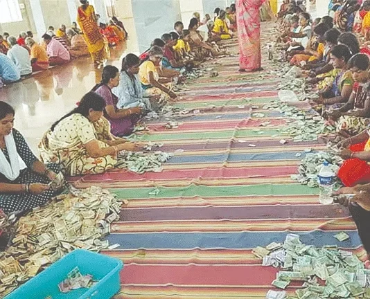 சமயபுரம் உண்டியலில் ரூ.77 லட்சம்