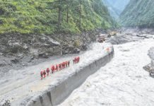நேபாள வெள்ள பாதிப்பு: உயிரிழந்தோர் எண்ணிக்கை 900-ஐ தாண்டியது