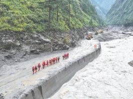 நேபாள வெள்ள பாதிப்பு: உயிரிழந்தோர் எண்ணிக்கை 900-ஐ தாண்டியது