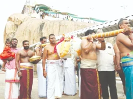 150 கிலோ கொழுக்கட்டை உச்சிப்பிள்ளையாருக்கு நெய்வேத்தியம்