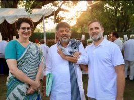 டெல்லி தள்ளு முள்ளு விவகாரம் எதிரொலி: ராகுல் – டி.கே. சிவகுமார் புகைப்படம் வைரல்
