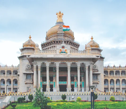 கர்நாடக அரசியல்வாதிகளுக்கு ரகசிய வலை – எஸ்ஐடி விசாரணைக்கு வாய்ப்பு