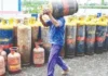 வணிக சிலிண்டர் விலை ரூ.66.50 உயர்வு