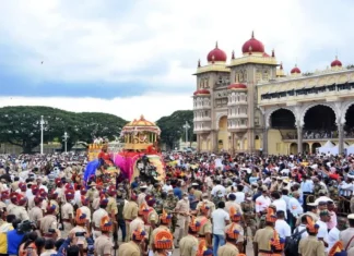 மைசூர் தசரா ஊர்வலம்