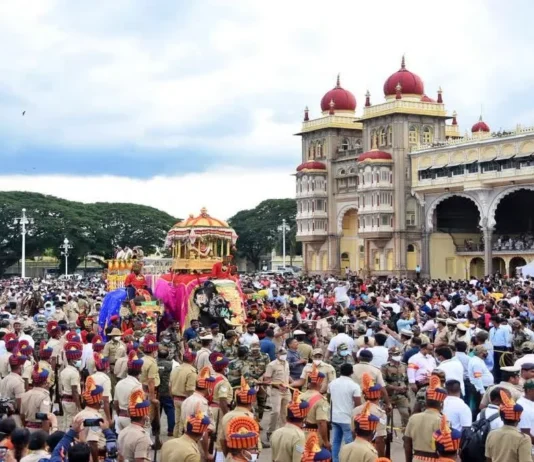 மைசூர் தசரா ஊர்வலம்