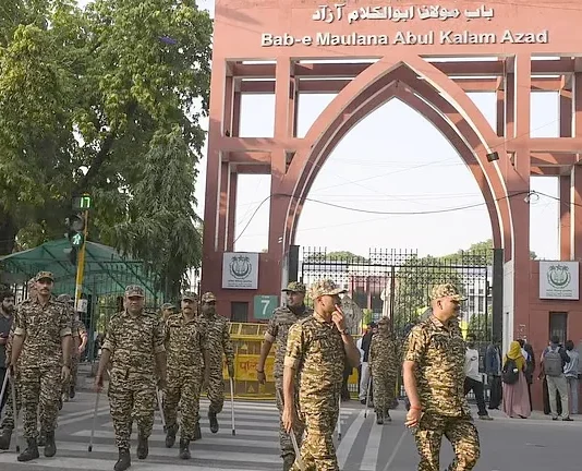 ஜாமியா பல்கலை.யில் அனைத்து வகுப்புகளும் ஆன்லைனுக்கு மாற்றம்